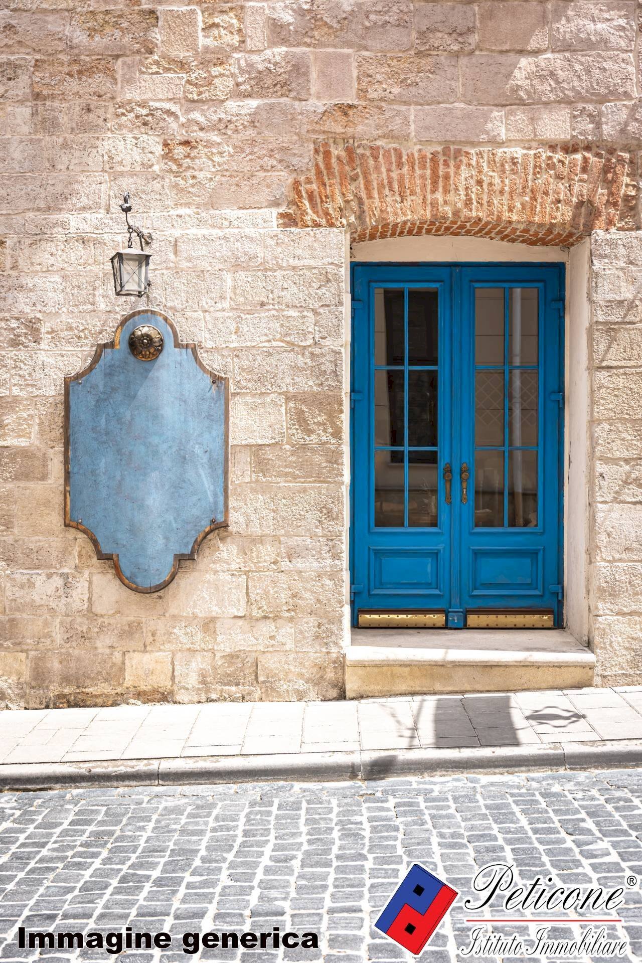 Foto 1 - Commercial Premises Via Giuseppe Garibaldi, Fondi - photo 1