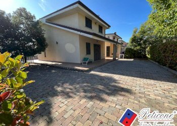 Foto 27 - Villa Via Libero De Libero, Lenola - foto 27