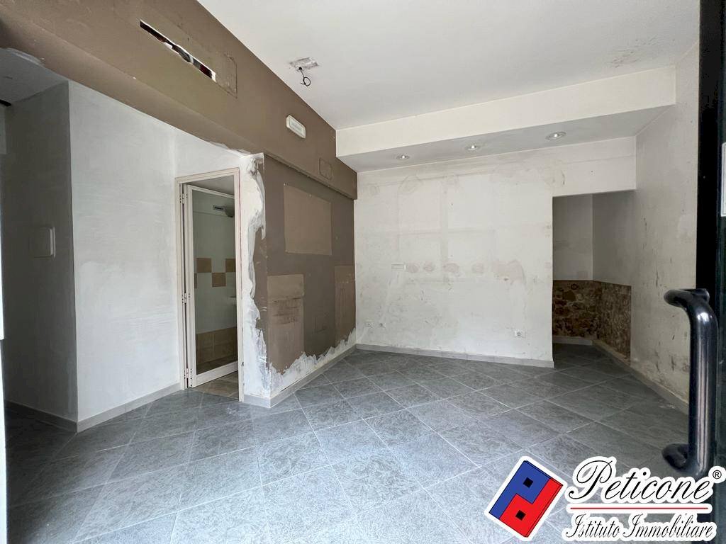 Foto 3 - Commercial Premises Viale regina margherita, Fondi - photo 3