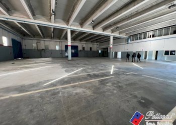 Foto 2 - Warehouse Via diversivo acquachiara, Fondi - photo 2