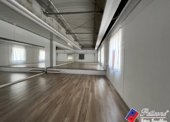 Foto 8 - Warehouse Via diversivo acquachiara, Fondi - photo 8