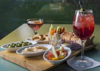 Foto 1 - Bar Tavola Calda - Fredda via roma
 
5, Mantova - foto 1