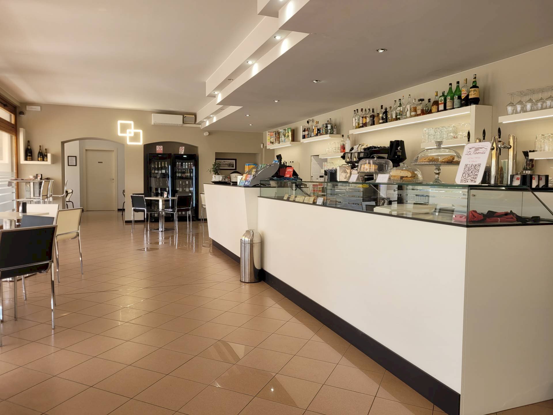 Foto 2 - Bar Tavola Calda - Fredda via roma
 
5, Roncoferraro - foto 2