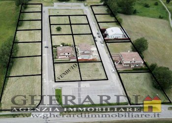 Foto 1 - Terreno edificabile Lagosanto - foto 1