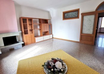 Foto 3 - Trilocale via per molteno, Oggiono - foto 3