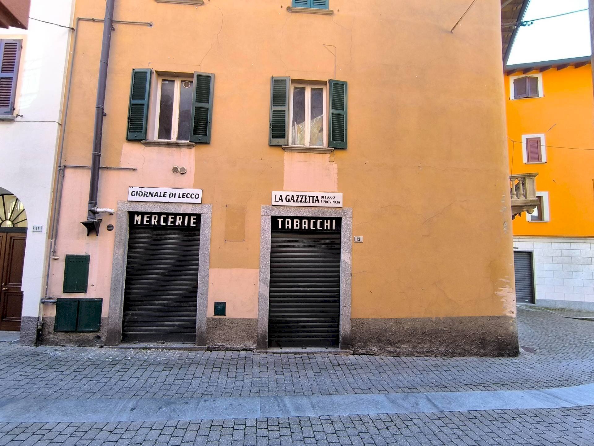 Foto 2 - Commercial Premises via Coppola, Civate - photo 2