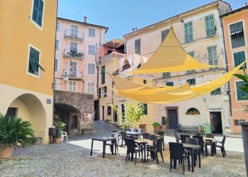 Foto 4 - Quadrilocale via vittorio Emanuele
 
46, Castel Vittorio - foto 4