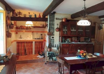 Foto 5 - Quadrilocale via vittorio Emanuele
 
46, Castel Vittorio - foto 5