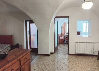 Foto 9 - Quadrilocale piazza castello
 
3, Perinaldo - foto 9