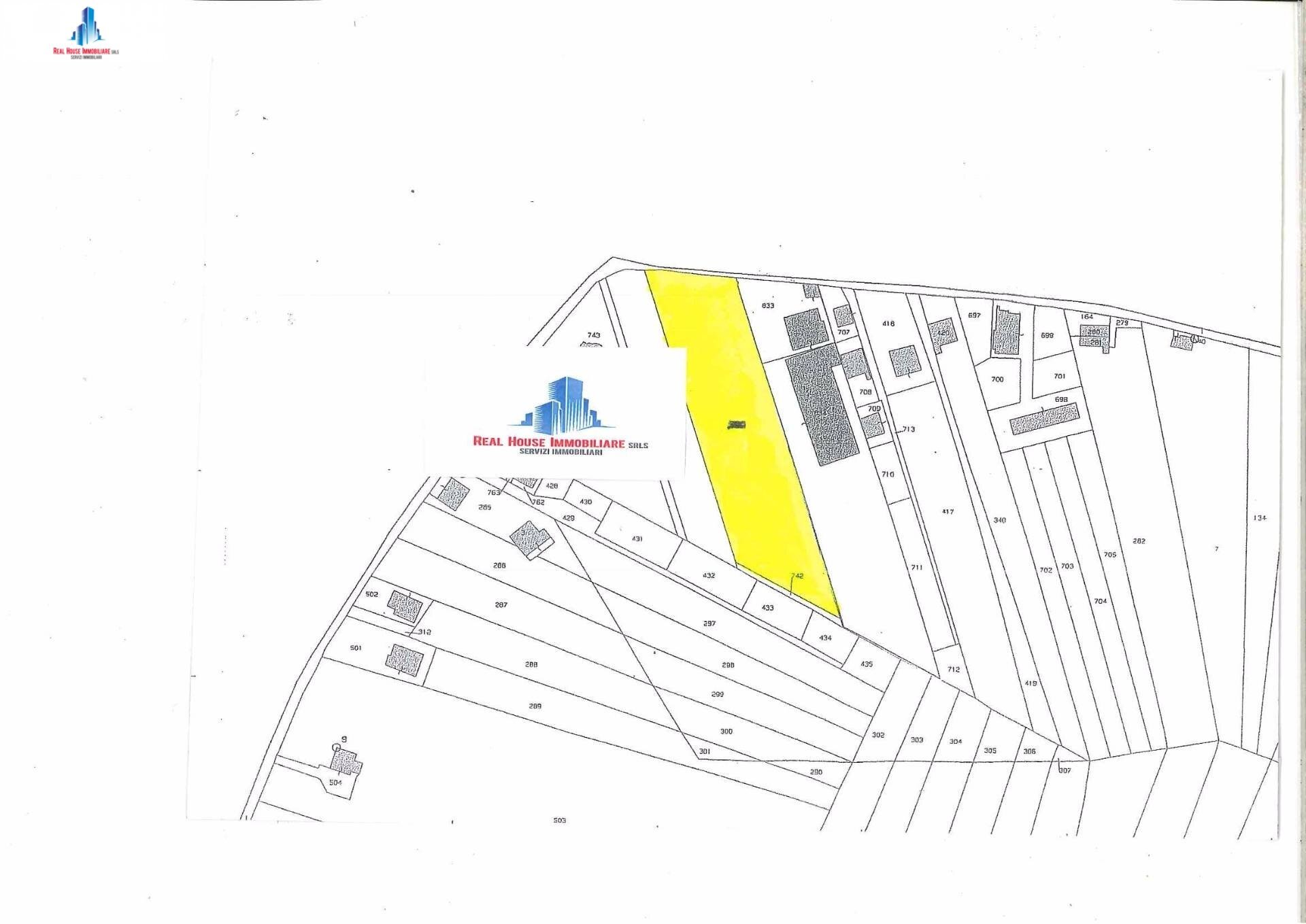 Foto 1 - Terreno agricolo contrada maggiano
 
101, Vallata - foto 1