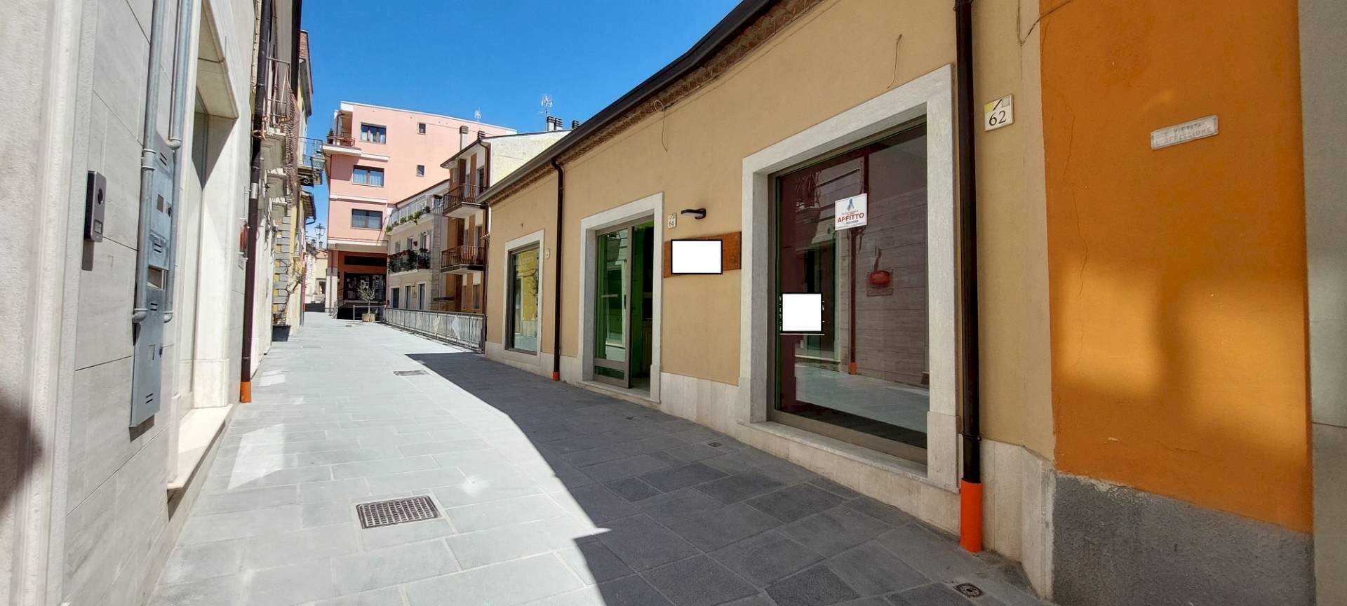 Foto 2 - Locale Commerciale via d'afflitto, Ariano Irpino - foto 2