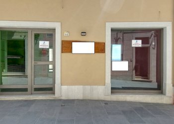 Foto 11 - Locale Commerciale via d'afflitto, Ariano Irpino - foto 10