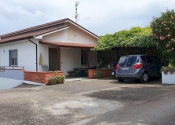 Foto 2 - Casa indipendente contrada gaudiciello, Ariano Irpino - foto 2