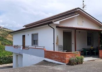 Foto 3 - Casa indipendente contrada gaudiciello, Ariano Irpino - foto 3