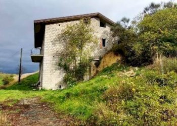 Foto 3 - Casa indipendente C/DA BOSCO, Ariano Irpino - foto 3