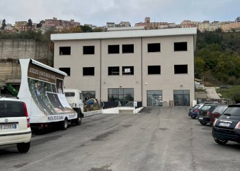 Foto 2 - Locale Commerciale VIA VARIANTE, Ariano Irpino - foto 2