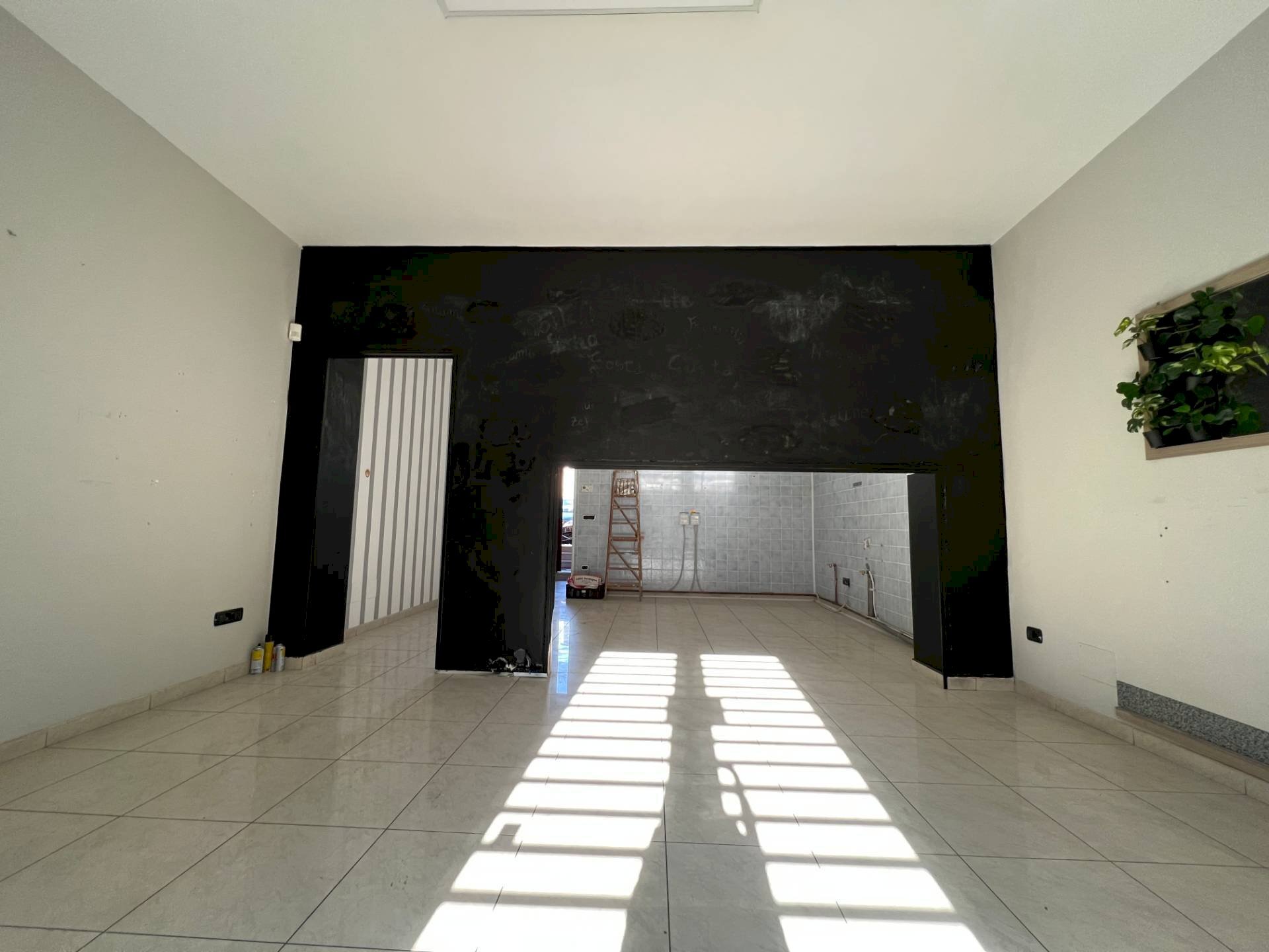 Foto 3 - Locale Commerciale Piazza Mazzini, Ariano Irpino - foto 3