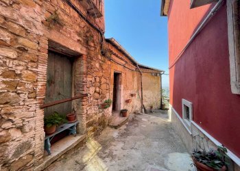 Foto 1 - Three-room apartment via pasquale stanilslao mancini
 
11, Ariano Irpino - photo 1