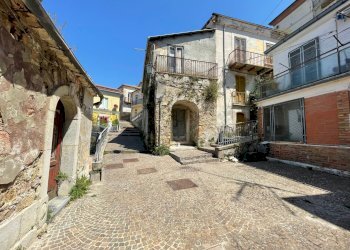 Foto 4 - Three-room apartment via pasquale stanilslao mancini
 
11, Ariano Irpino - photo 4