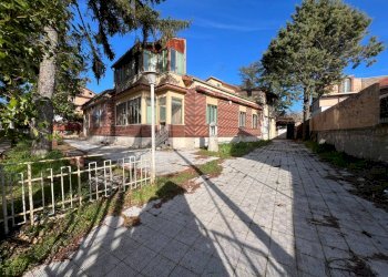 Foto 1 - Villa localita' cardito
 
41, Ariano Irpino - photo 1