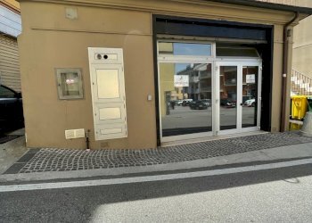 Foto 2 - Locale Commerciale VIA TIGLI, Ariano Irpino - foto 2