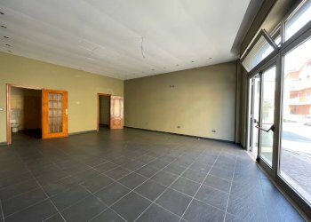 Foto 9 - Locale Commerciale VIA TIGLI, Ariano Irpino - foto 9