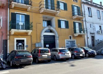 Foto 1 - Quadrilocale corso vittorio emanuele
 
312, Ariano Irpino - foto 1