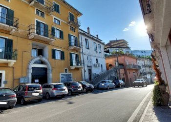 Foto 2 - Quadrilocale corso vittorio emanuele
 
312, Ariano Irpino - foto 2