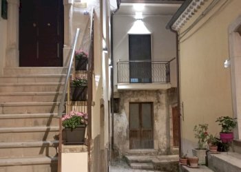 Foto 1 - Hotel via piazzetta
 
6, Zungoli - foto 1