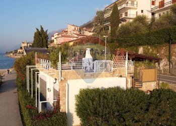 Casa all\'aperto - Villa via Benaco
 
6, Brenzone sul Garda - foto 1