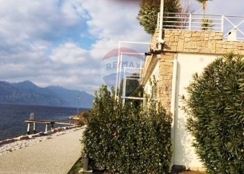 Vista dell\'acqua - Villa via Benaco
 
6, Brenzone sul Garda - foto 3
