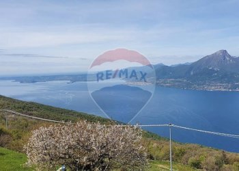 Vista dell\'acqua - Bilocale via Sole - loc. Prada
 
snc, Brenzone sul Garda - foto 3