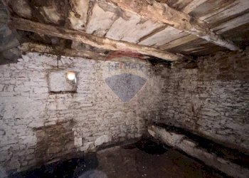 Stanza vuota - Casa semi indipendente San Zeno di Montagna - foto 5