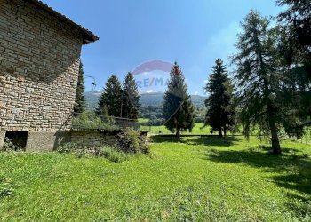 Giardino - Casa indipendente San Zeno di Montagna - foto 12