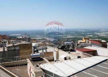 Edificio all\'aperto - Independent house Via Tripoli
 
9, Mottola - photo 4