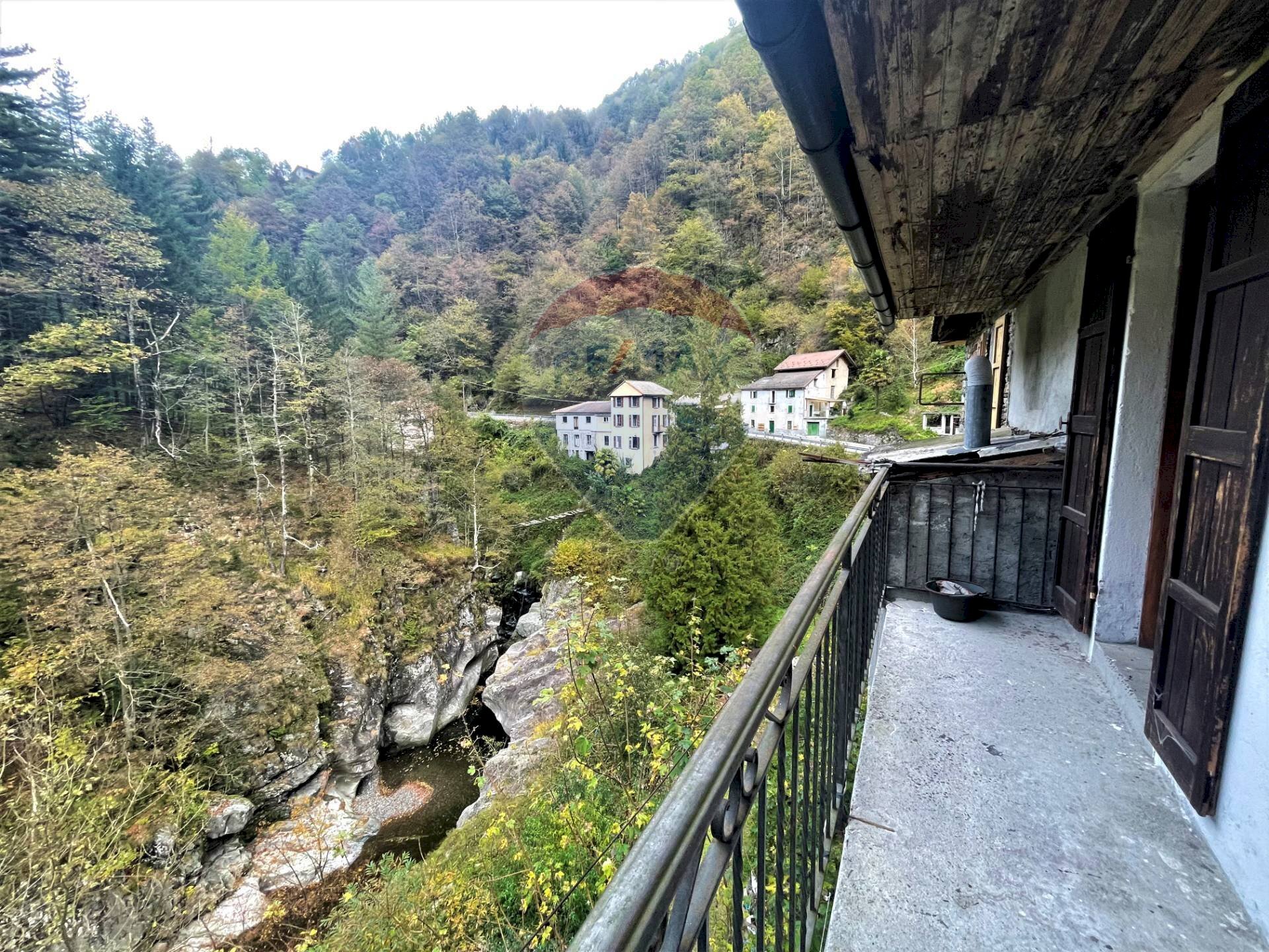 Balcone - Casa indipendente Valle Cannobina - foto 3