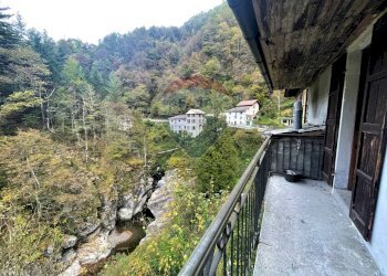 Balcone - Casa indipendente Valle Cannobina - foto 3