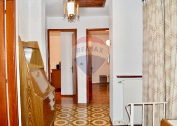 Hall / corridoio - Casa indipendente Gurro - foto 19