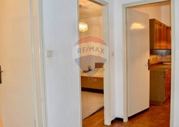 Hall / corridoio - Casa indipendente Gurro - foto 25