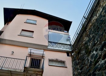 Edificio all\'aperto - Casa indipendente Gurro - foto 51