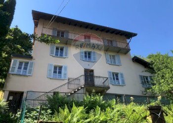 Edificio all\'aperto - Casa indipendente Gurro - foto 2