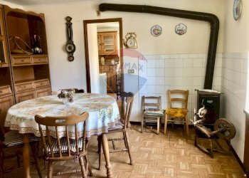 Sala da pranzo - Casa indipendente Gurro - foto 13