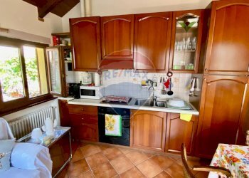 Cucina - Casa indipendente Valle Cannobina - foto 13