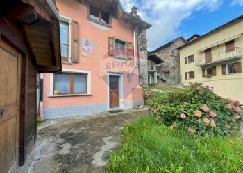 Edificio all\'aperto - Casa semi indipendente Valle Cannobina - foto 1