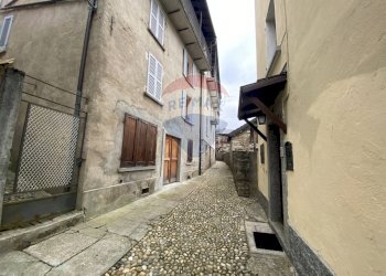 Edificio all\'aperto - Casa semi indipendente Gurro - foto 4