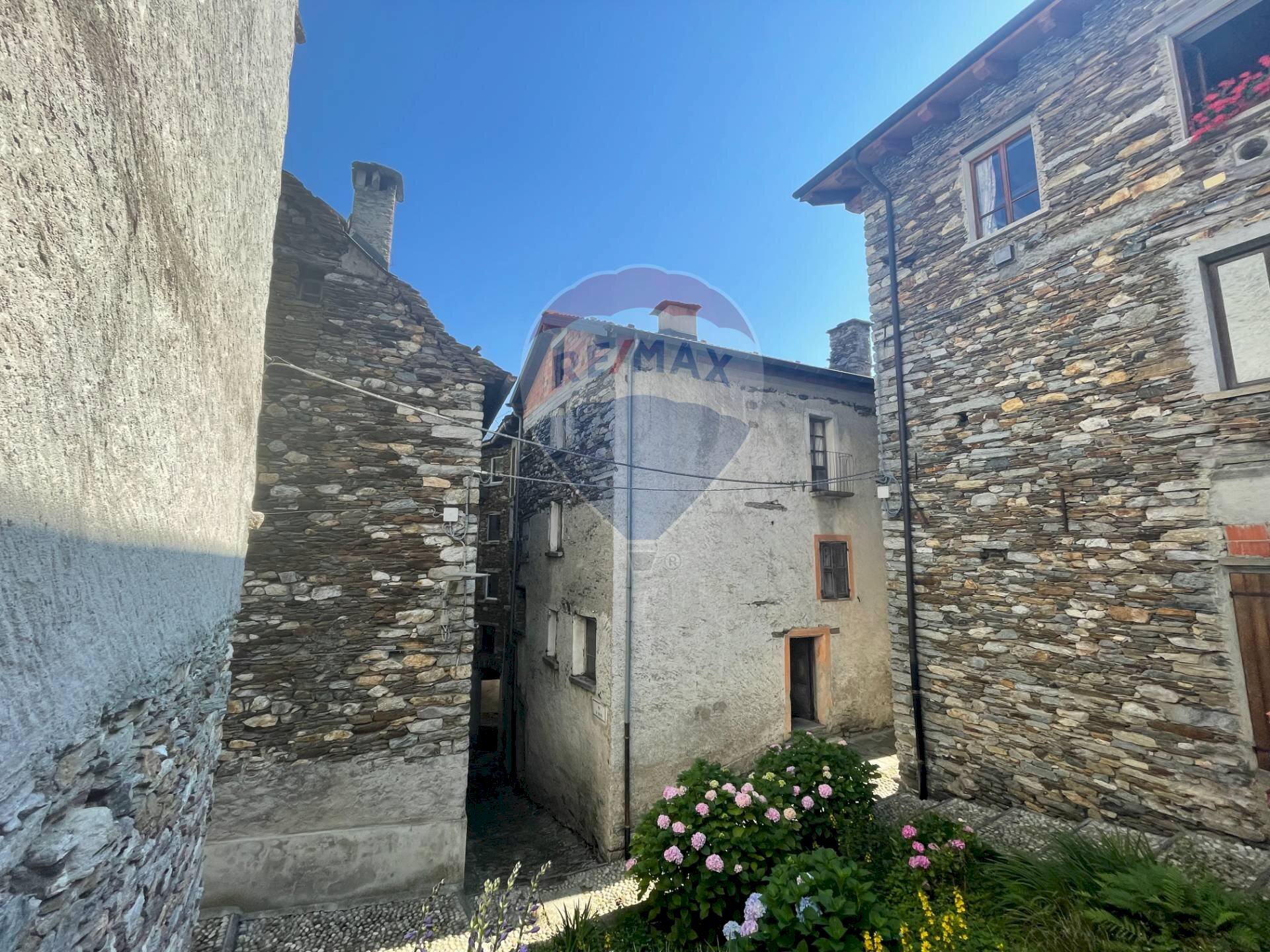 Edificio all\'aperto - Rustico Gurro - foto 3