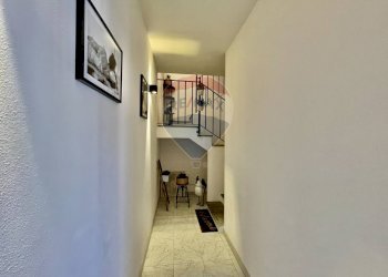 Hall / corridoio - Quadrilocale Cannobio - foto 29