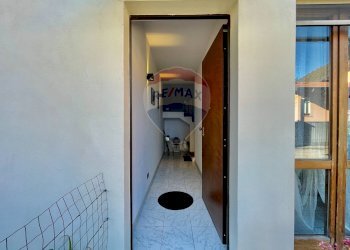 Hall / corridoio - Quadrilocale Cannobio - foto 30