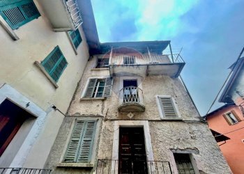Edificio all\'aperto - Rustico Gurro - foto 1