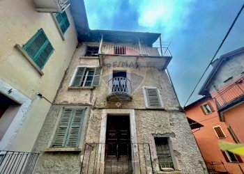 Edificio all\'aperto - Rustico Gurro - foto 2